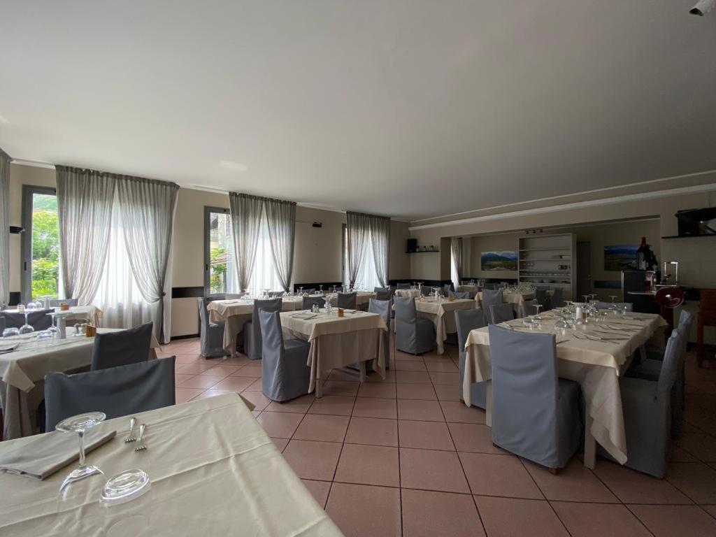 Albergo Del Mera-Ristorante Da Lui โซริโค ภายนอก รูปภาพ
